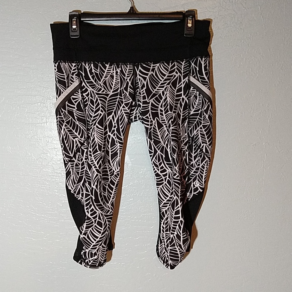 Lululemon Capri 8
